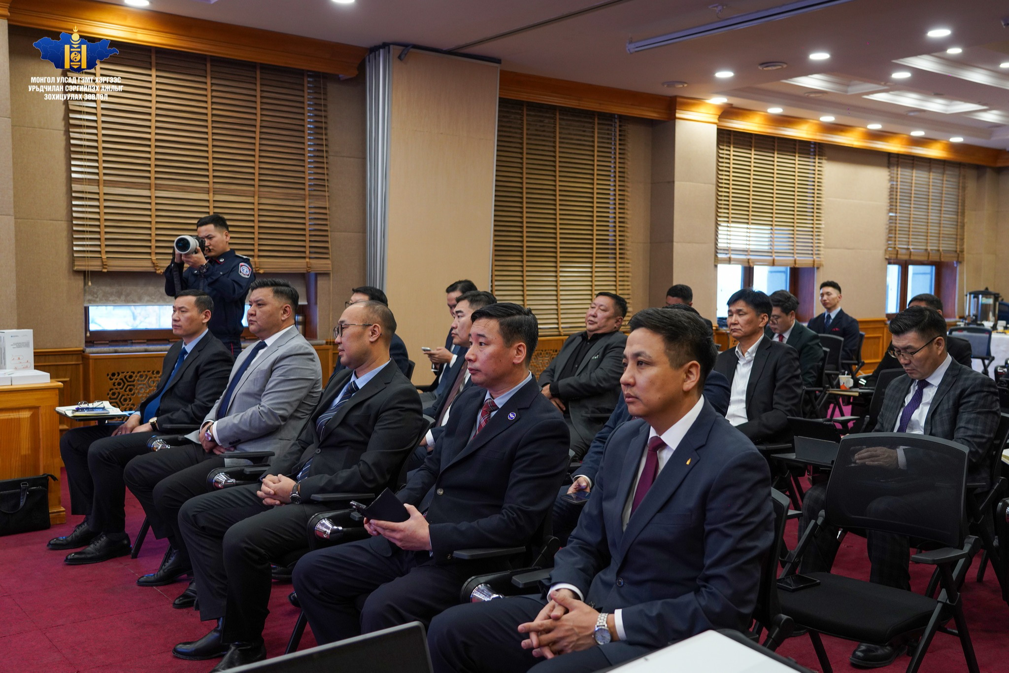 Гэмт хэргээс урьдчилан сэргийлэх ажлыг зохицуулах салбар зөвлөлийн дарга, гишүүдтэй уулзалт хийлээ